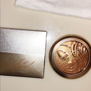 MAC Mariah Carey highlighter
